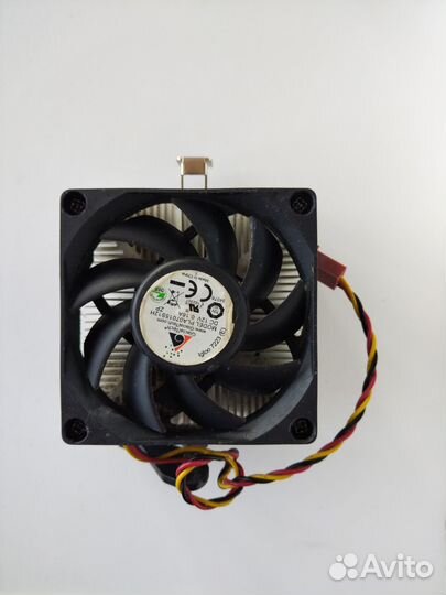 Процессор AMD Sempron x1 x145