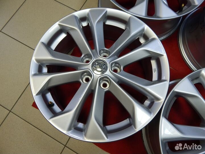 882 Оригинал Nissan X-Trail T32 R17 5*114.3 J7