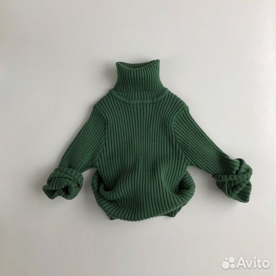 Свитер детский новый
