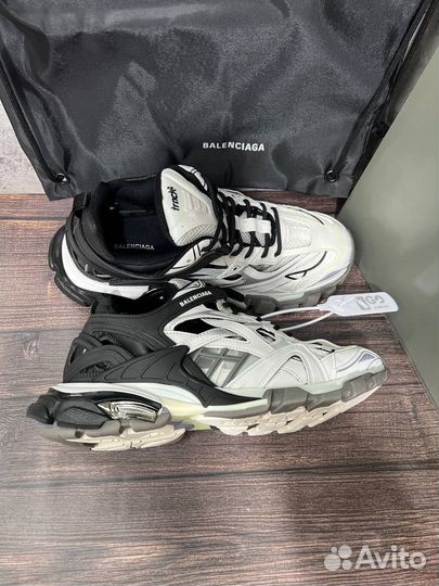 Balenciaga Track 2.0 Sneaker Black & White