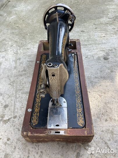 Швейная машина бу