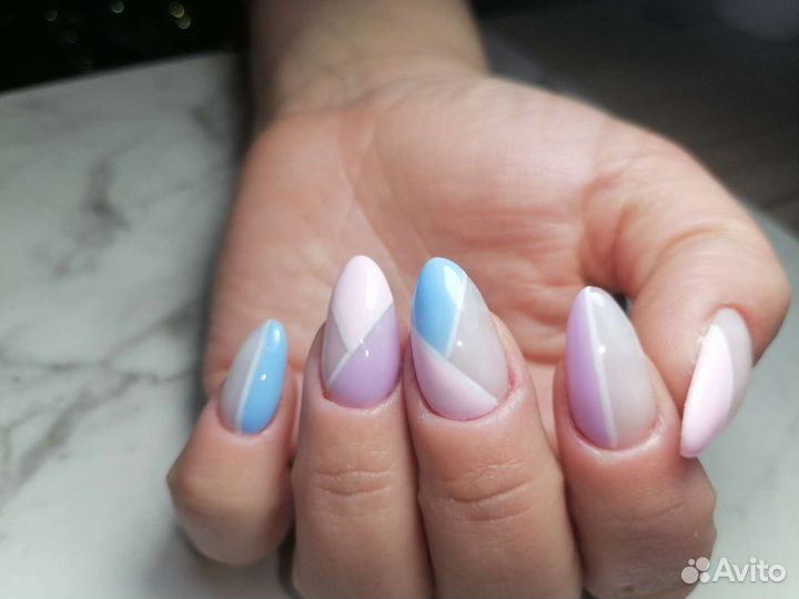 Мастер маникюра и педикюра