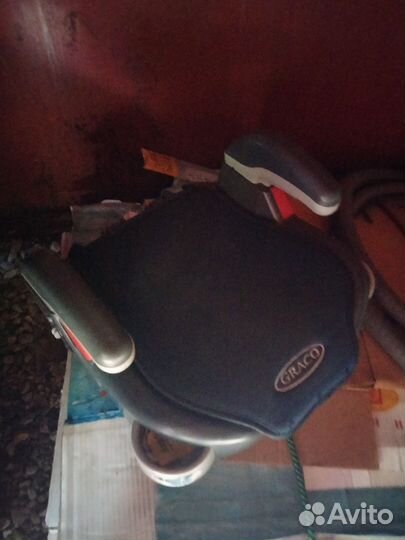 Автокресло бустер