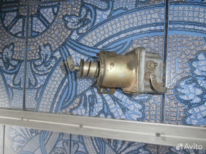 Реле втягивающее стартера