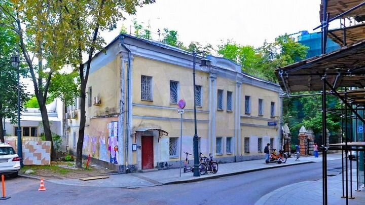 Продажа здания 1099 м2 м. Чистые пруды в цао