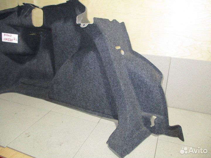 Обшивка багажника VW Polo Sedan