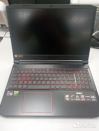 Игровой ноут в отличном состоянии