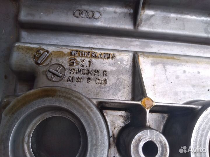 Клапанная крышка левая для Audi A6 (C5) 1997-2004