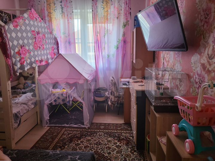 Дом 48 м² на участке 3 сот.