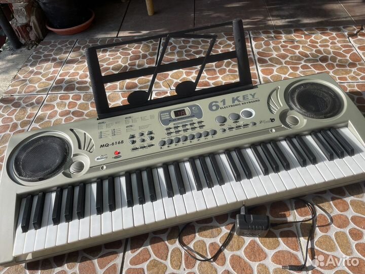 Синтезатор