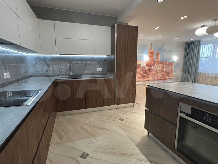 4-к. квартира, 118 м², 4/24 эт.