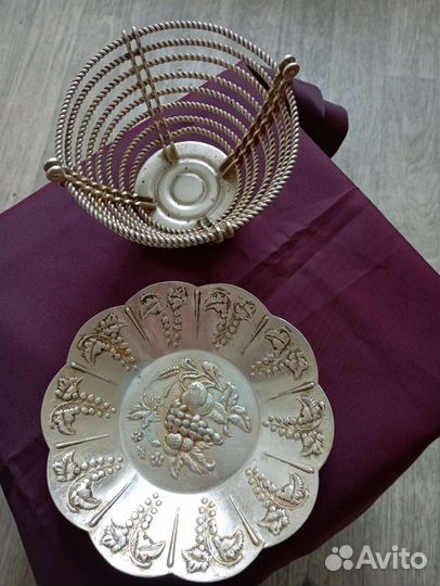 Вазочка-конфетница и тарелочка из мягкого металла