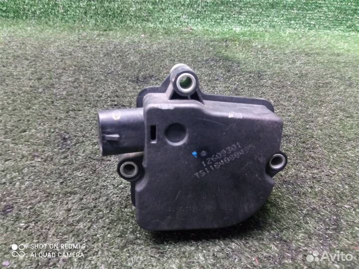 Механизм изменения длины впускного коллектора Che