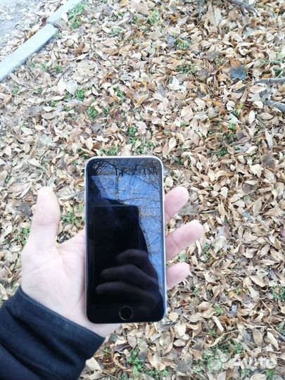 iPhone 6, 16 ГБ