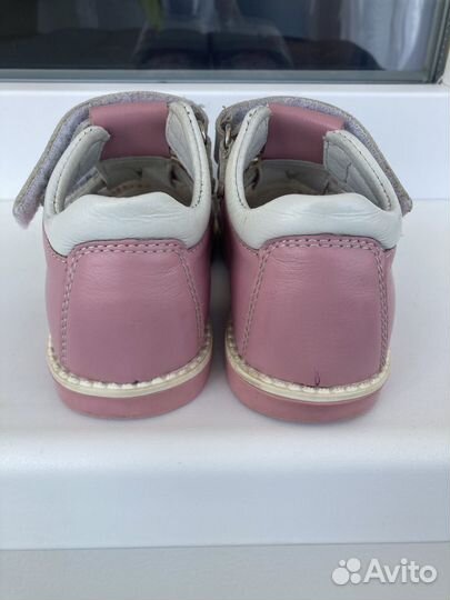 Сандали для девочки bottilini 24 размер