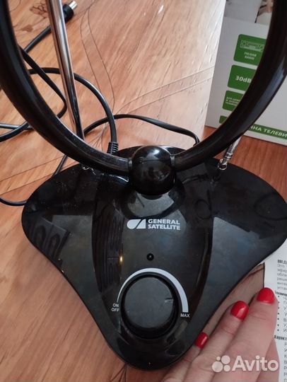 Антенна комнатная для тв