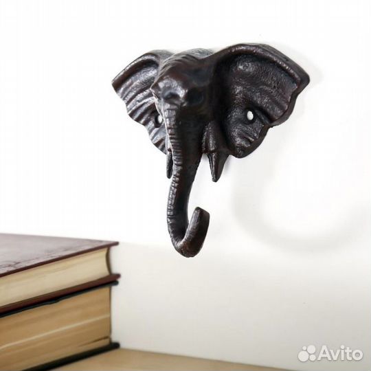 Крючок настенный Слон чугун