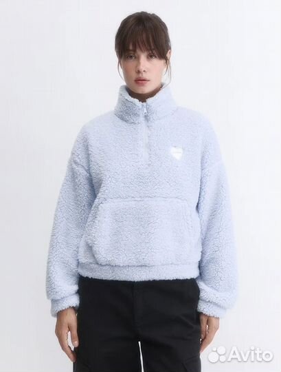 Толстовка укороченная мягкая