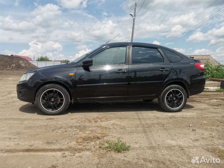 LADA Granta 1.6 МТ, 2014, 100 000 км