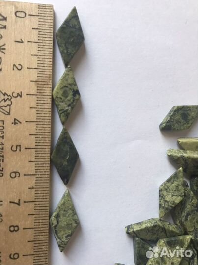 Змеевик натуральный камень