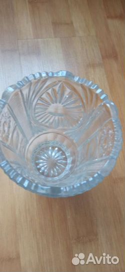 Хрустальная ваза. 1-1500, 2-1000, 3-1000