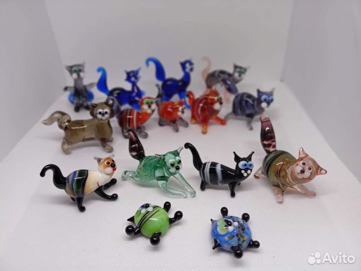 Фигурки из стекла. Кошки-мышки