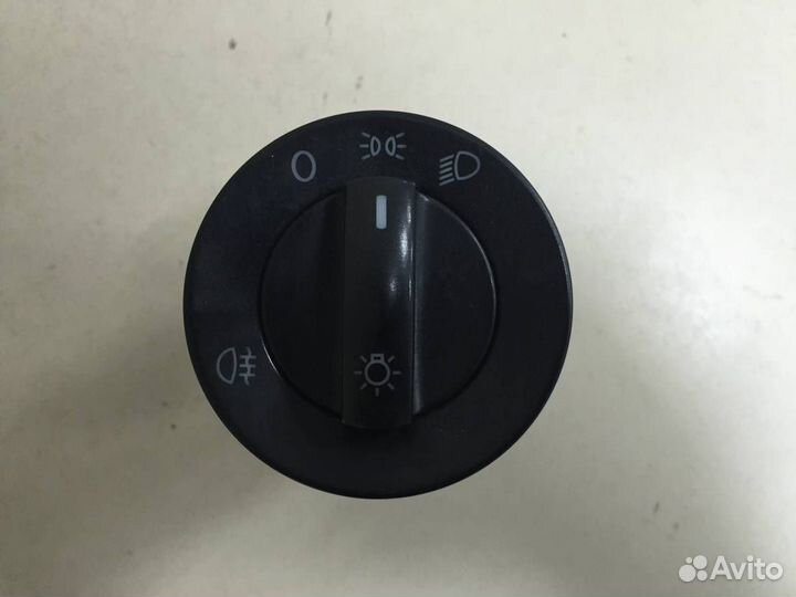 Переключатель света фар Volkswagen Polo Sed RUS 20