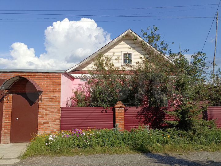 Дом 106 м² на участке 6 сот.