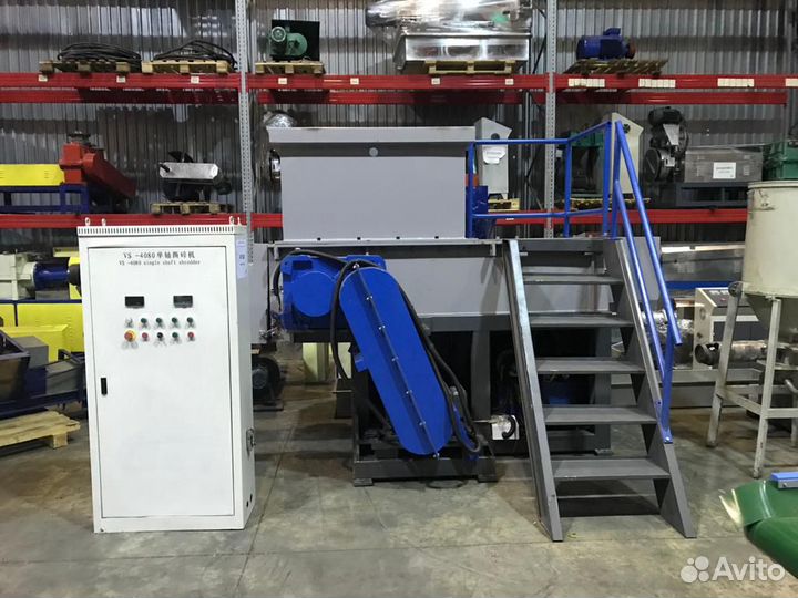 Шредер измельчитель для крупногабаритного пластика