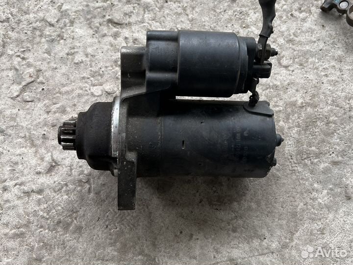 Стартер Volkswagen Audi Skoda