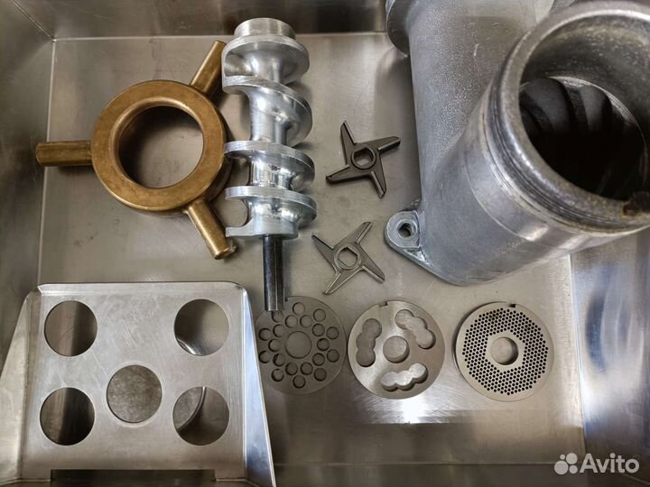 Мясорубка KT LM-98/P 750кг/час