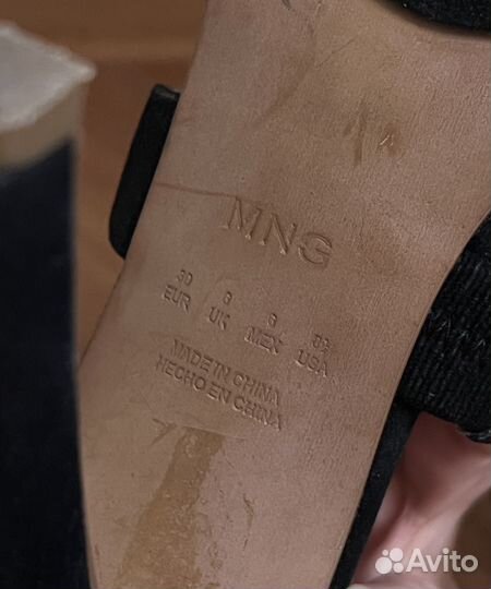 Босоножки женские