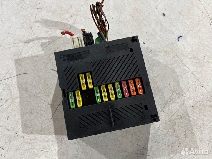 Блок предохранителей (модуль питания) Bmw 7 Серия