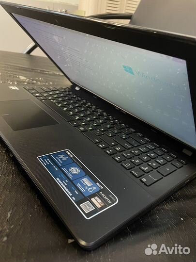 Ноутбук asus x552e