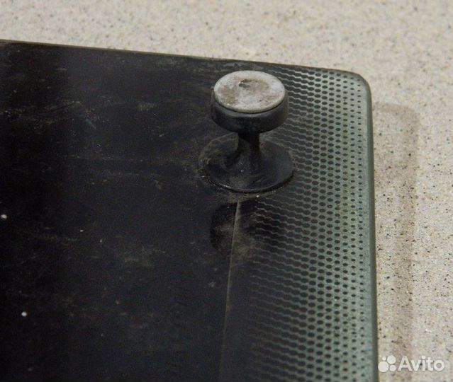 Стекло двери задней левой Audi 80 B3