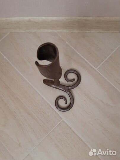 Подсвечник кованный