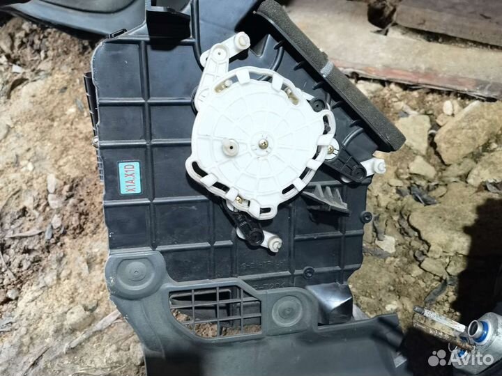 Корпус печки kia spectra МКПП S6D