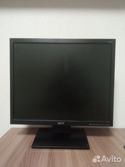 Монитор Acer v193