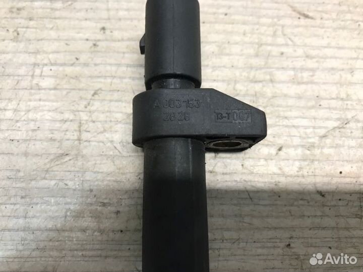 Датчик коленвала Mercedes Sprinter W909 OM646