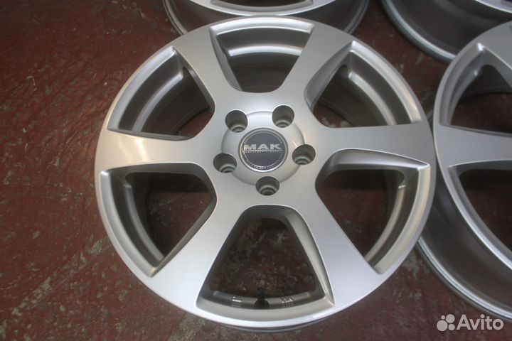 Диски R17 MAK 6 Spoke Flow Forged 5х112 7J