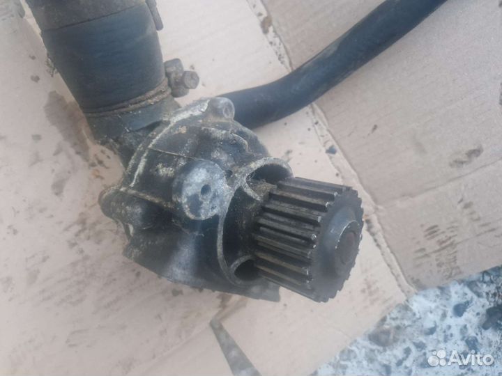 Водяной насос помпа 2.0 RF Mazda 626 GD bongo