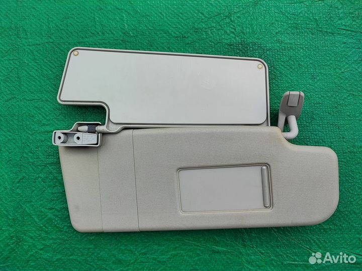 Козырек двойной правый Шкода Октавия А5