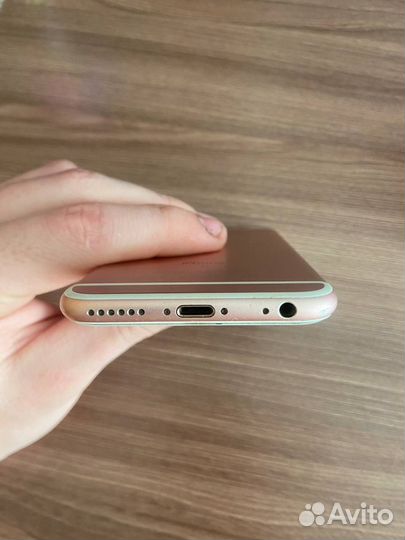 iPhone 6S, 64 ГБ