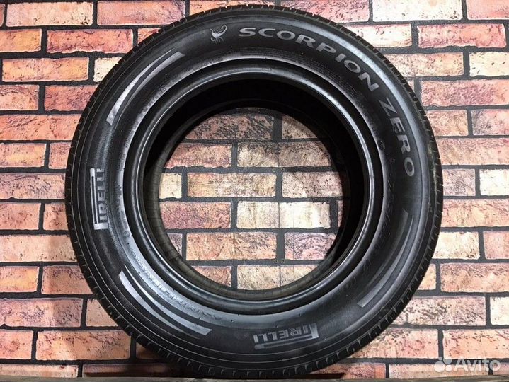 Pirelli Scorpion Zero 235/65 R17