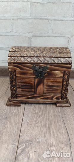 Деревянные шкатулки в ассортименте
