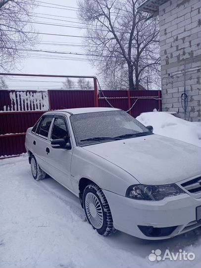 Daewoo Nexia 1.5 МТ, 2012, битый, 94 000 км