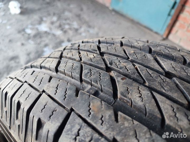 Toyo Open Country H/T 235/75 R15