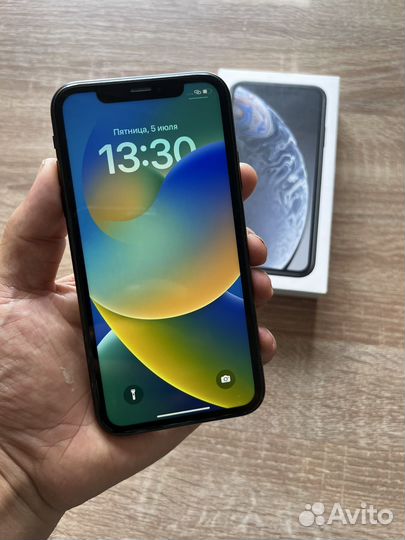 iPhone Xr, 64 ГБ
