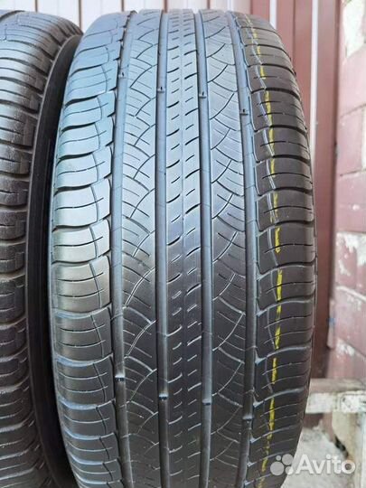 Michelin Latitude Tour HP 215/60 R16