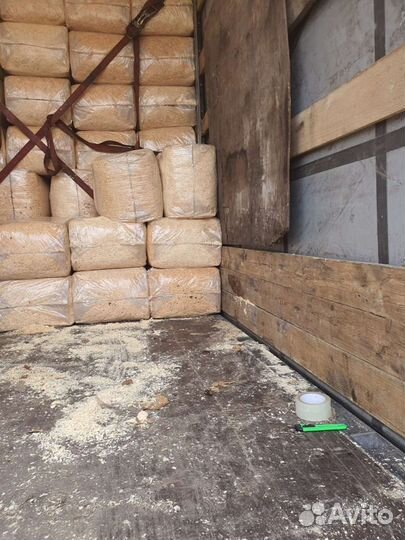 Опилки стружка в брикетах 0.1 куба